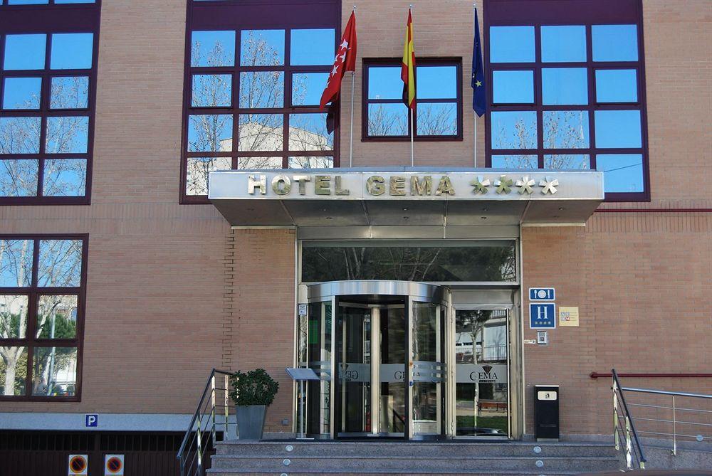 B&B Hotel Madrid Φουενλαμπράδα Εξωτερικό φωτογραφία