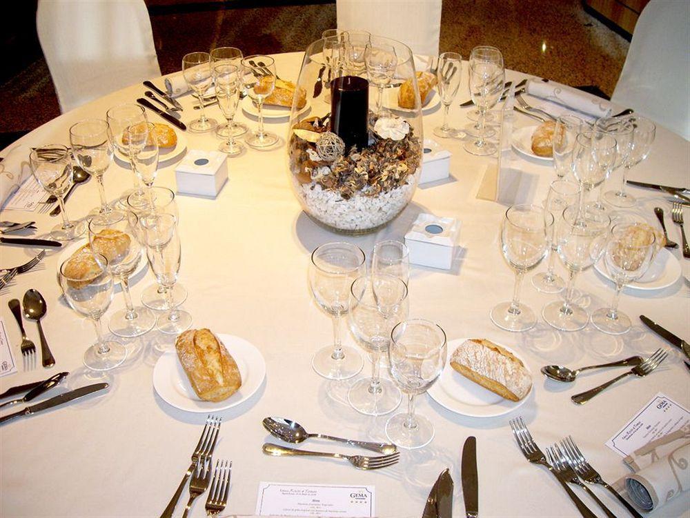 B&B Hotel Madrid Φουενλαμπράδα Εξωτερικό φωτογραφία