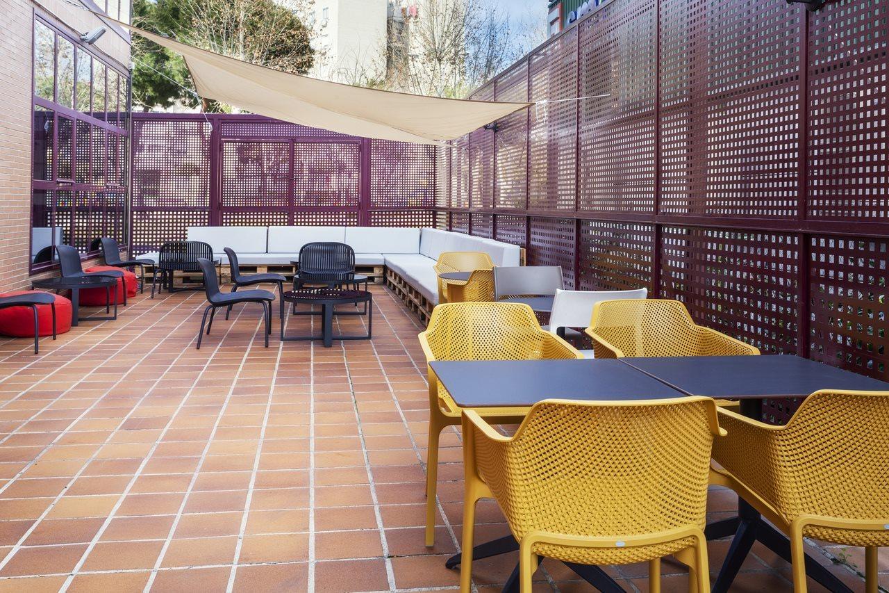 B&B Hotel Madrid Φουενλαμπράδα Εξωτερικό φωτογραφία