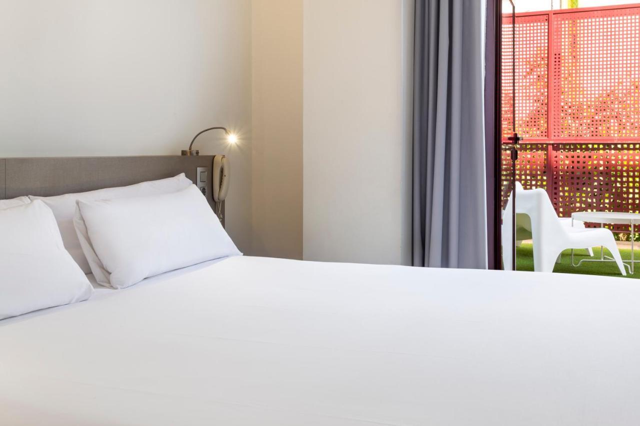 B&B Hotel Madrid Φουενλαμπράδα Εξωτερικό φωτογραφία