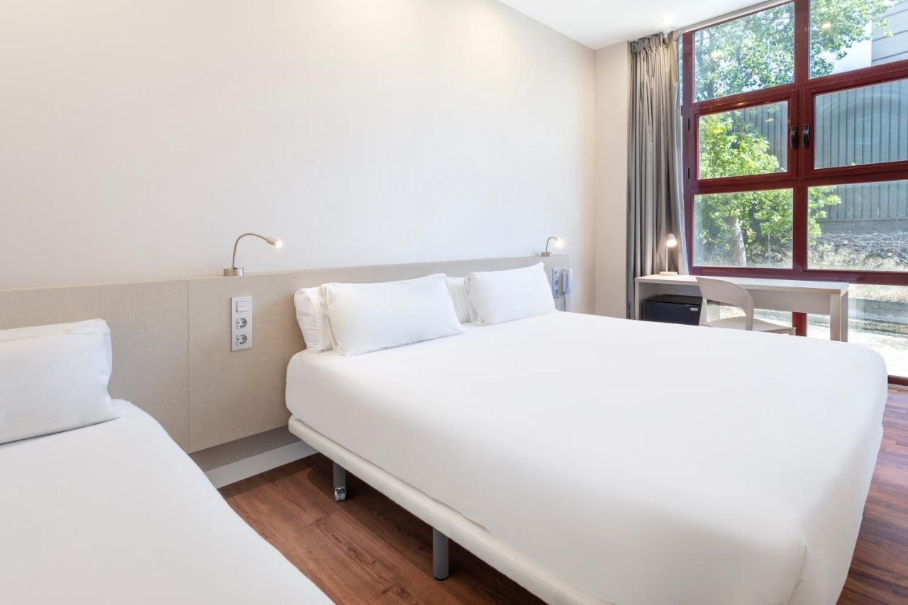 B&B Hotel Madrid Φουενλαμπράδα Εξωτερικό φωτογραφία