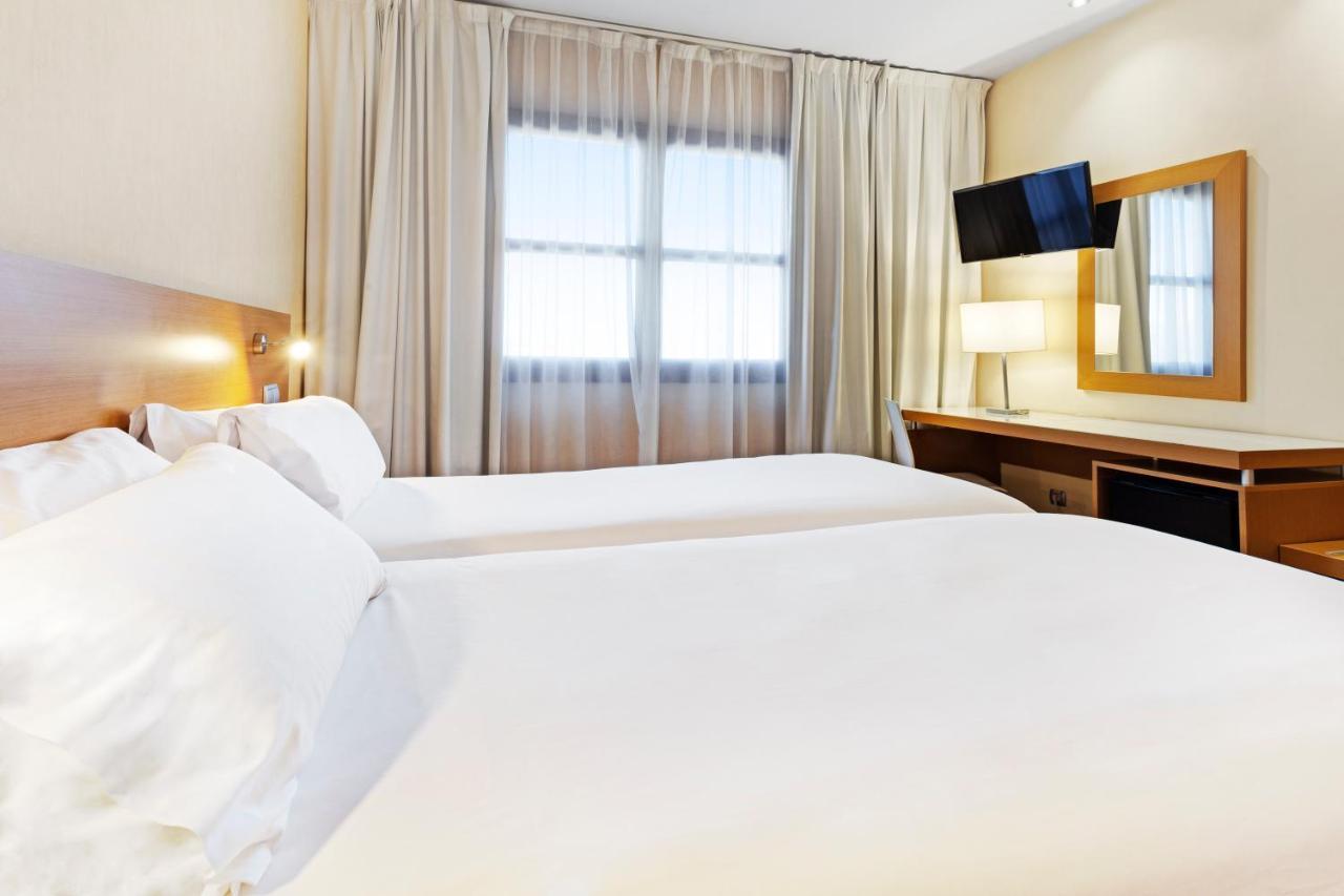 B&B Hotel Madrid Φουενλαμπράδα Εξωτερικό φωτογραφία