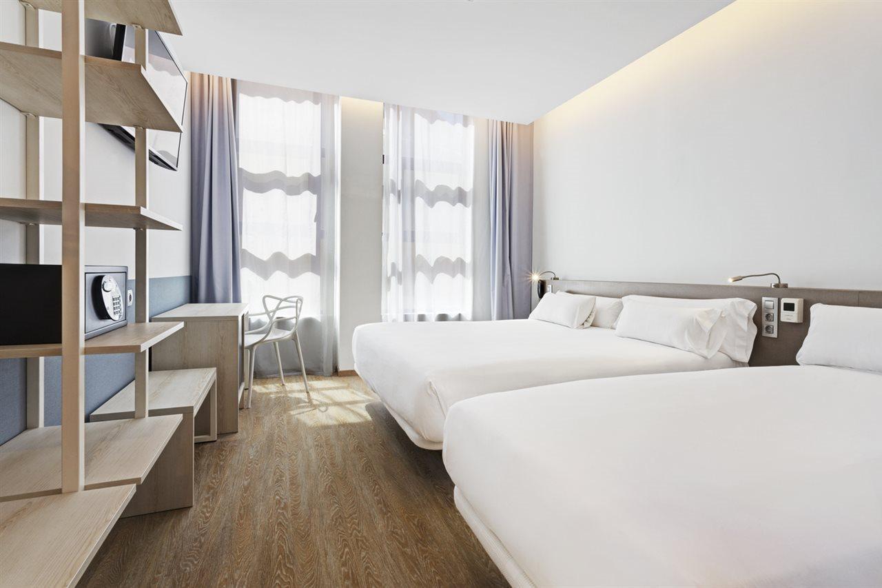 B&B Hotel Madrid Φουενλαμπράδα Εξωτερικό φωτογραφία