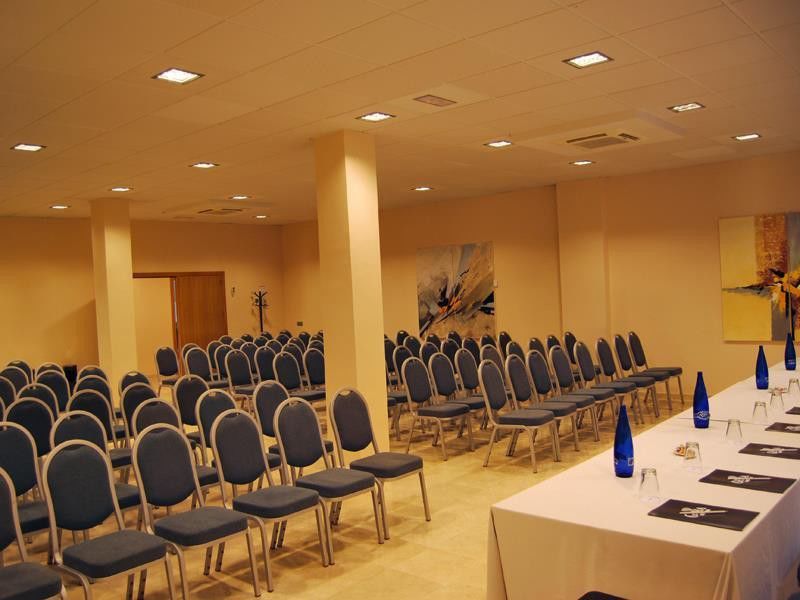 B&B Hotel Madrid Φουενλαμπράδα Εξωτερικό φωτογραφία