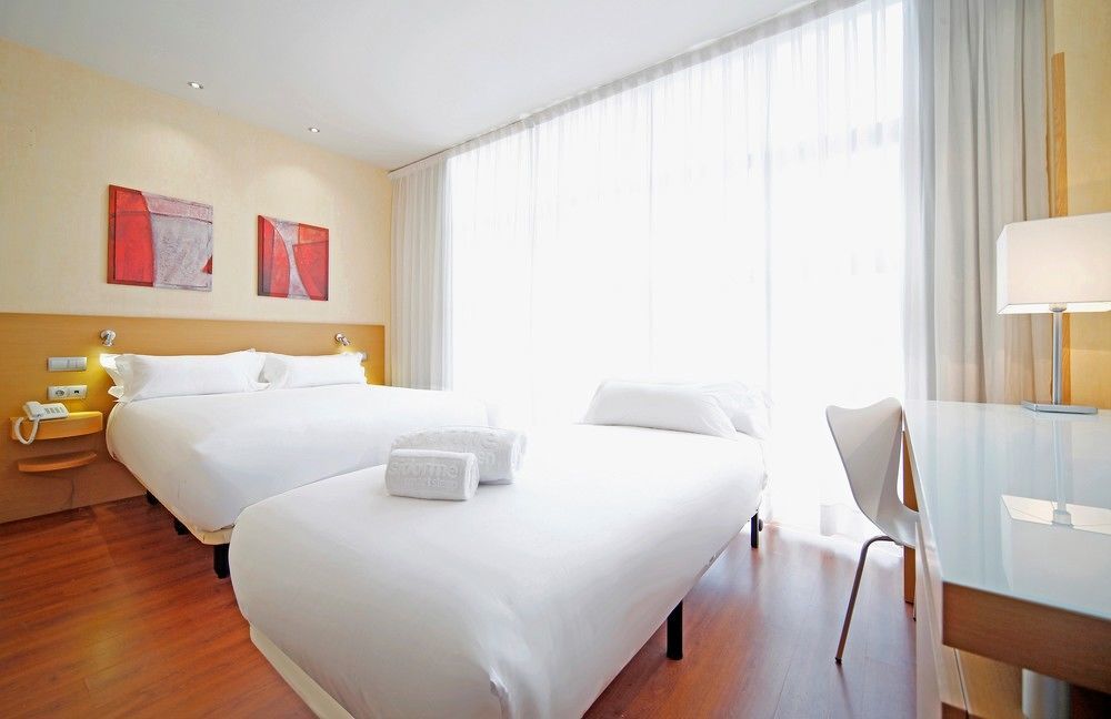 B&B Hotel Madrid Φουενλαμπράδα Εξωτερικό φωτογραφία